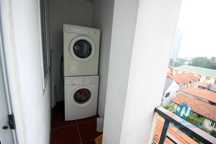 Brandnew and spacious, high floor apartment for rent in Tay Ho